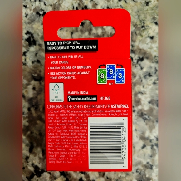 UNO go playing card game - Picture 2 of 2